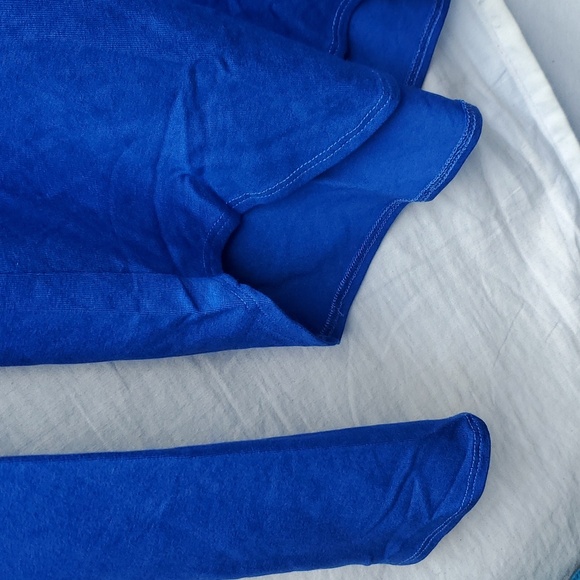 Eileen Fisher & NWT Deepsky Blue Crew Neck LS top USA XS - Picture 4 of 8